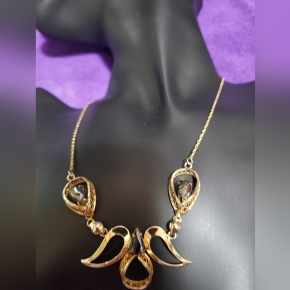 Gold Filled Vintage Necklace - Picture 1 of 9